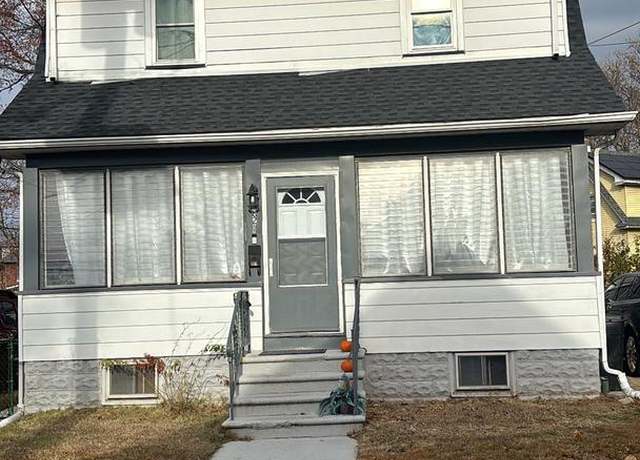 Property at 821 Hudson St, Gloucester City, NJ 08030, 4 beds, 1 bath