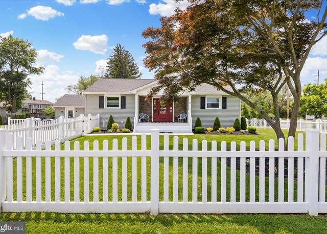 Property at 17 S Sumner Ave, Berlin, NJ 08009, 4 beds, 3 baths