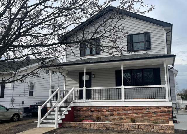 Property at 109 Colonial Ave, West Deptford, NJ 08096, 4 beds, 2.5 baths