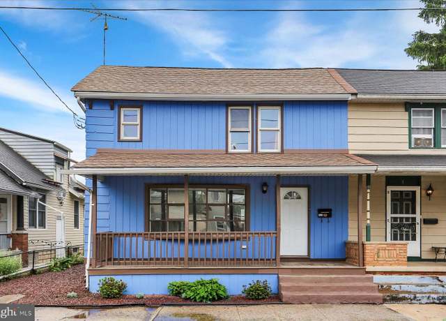 Property at 134 S Market St, New Cumberland, PA 17070, 4 beds, 2 baths
