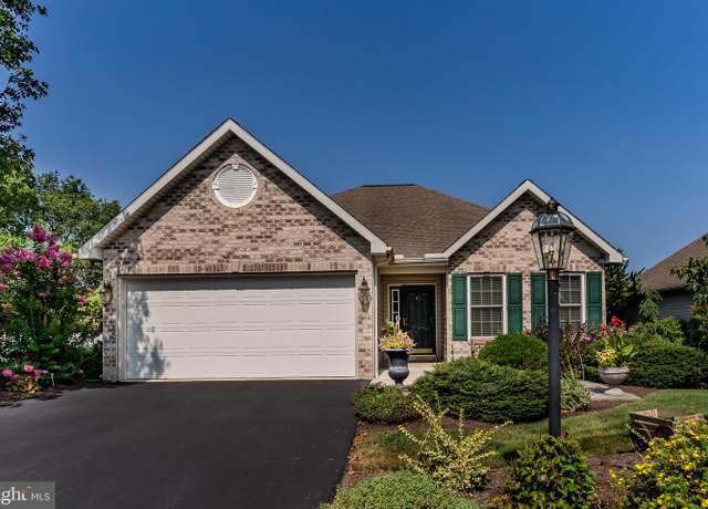 Property at 47 Longwood Dr, Mechanicsburg, PA 17050, 2 beds, 2 baths