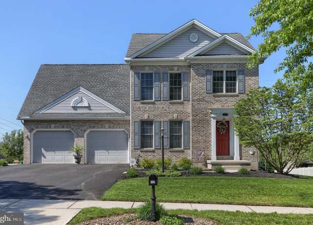 Property at 109 Doreen Dr, Hummelstown, PA 17036, 3 beds, 2.5 baths