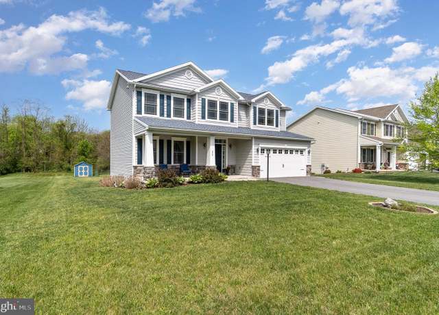 Property at 279 Leedy Way W, Chambersburg, PA 17202, 4 beds, 2.5 baths