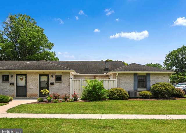 Property at 50 Valleybrook Dr, Lancaster, PA 17601, 2 beds, 1 bath