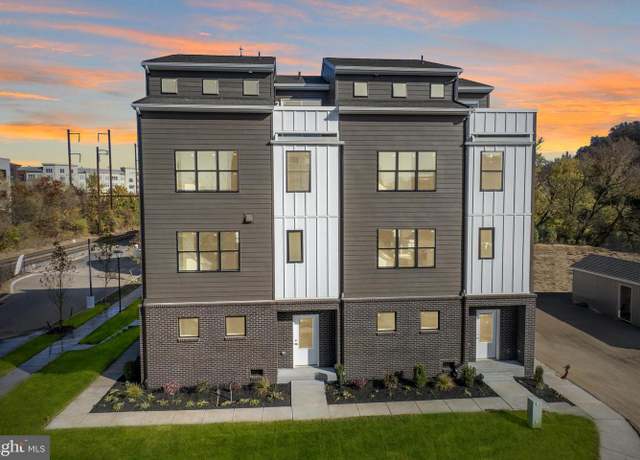 Property at 947 Riverplace Dr Unit 47O, Conshohocken, PA 19428, 3 beds, 3.5 baths
