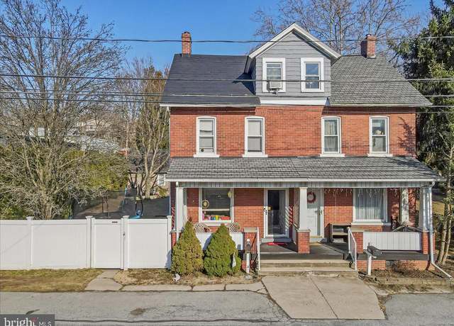 Property at 2146 Willow Park Rd, Bethlehem, PA 18020, 3 beds, 1.5 baths
