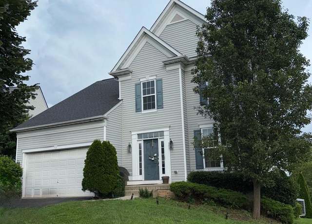 Property at 2009 Snowbush Ct, Culpeper, VA 22701, 5 beds, 3.5 baths