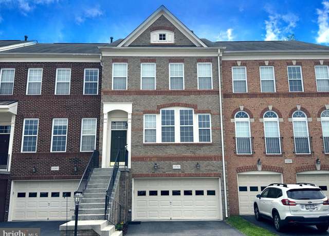 Property at 22090 Avonworth Sq, Broadlands, VA 20148, 4 beds, 3.5 baths