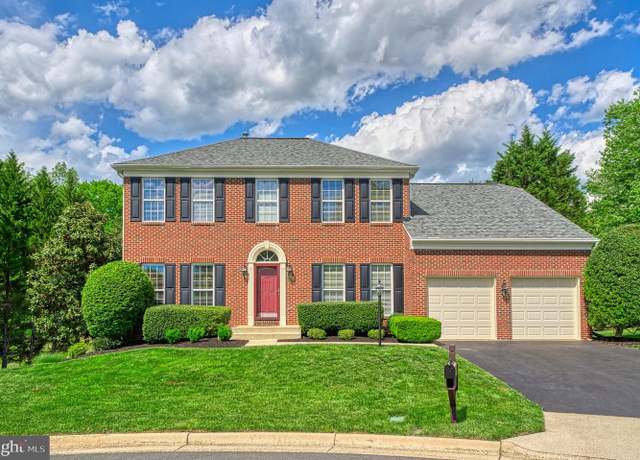 Property at 15875 Jester Ct, Dumfries, VA 22025, 4 beds, 3.5 baths
