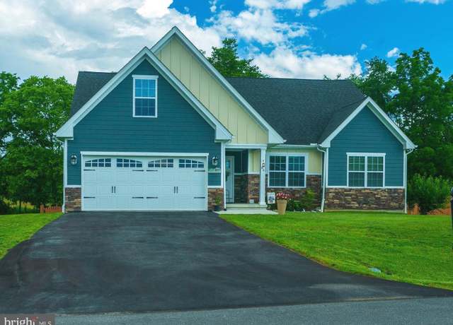 Property at 86 Green Bulrush Ct, Shepherdstown, WV 25443, 4 beds, 3 baths