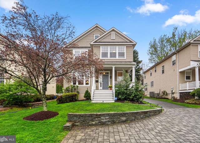 Property at 11218 Upton Dr, Kensington, MD 20895, 5 beds, 3.5 baths