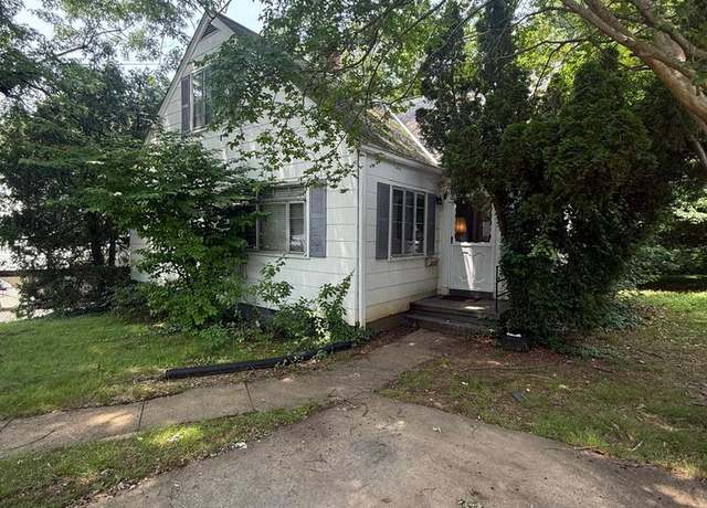 Property at 4404 54th Pl, Bladensburg, MD 20710, 4 beds, 1.5 baths