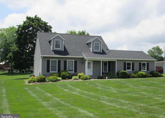 Property at 2515 Washington Dr, Gilbertsville, PA 19525, 3 beds, 2 baths