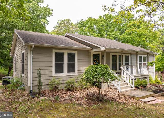 Property at 166 Lake Holiday Rd, Cross Junction, VA 22625, 3 beds, 3 baths