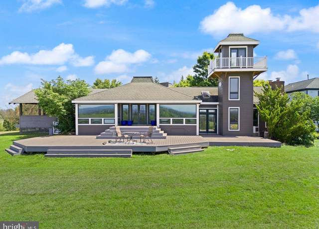 Property at 15192 Harrison Hill Ln, Leesburg, VA 20176, 3 beds, 2.5 baths