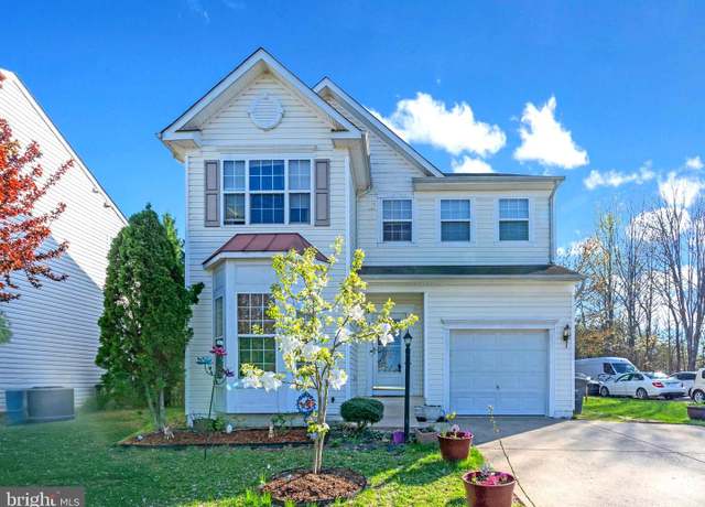 Property at 3033 Sassafras Tree Ct, Dumfries, VA 22026, 3 beds, 3.5 baths