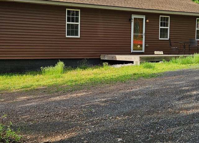 Property at 79 Whiskey Still Rd, Berkeley Springs, WV 25411, 3 beds, 2 baths