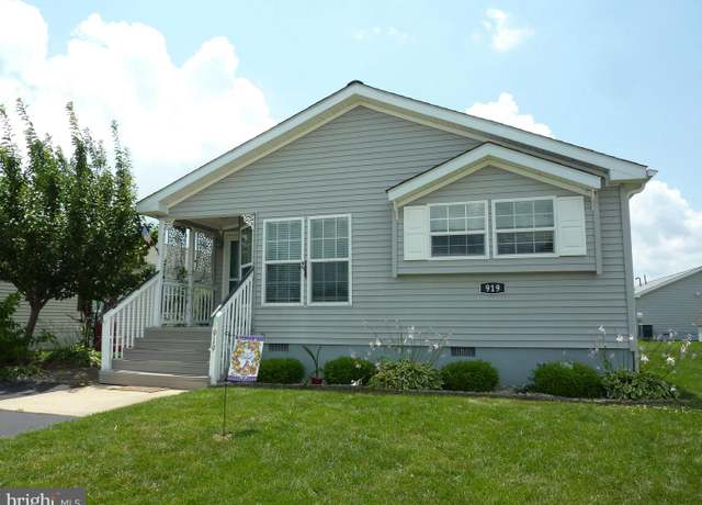 Property at 919 Appleberry Dr, Smyrna, DE 19977, 2 beds, 2 baths