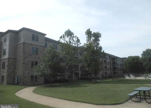 Property at 1000 Fountainview Cir #1212, Newark, DE 19713, 2 beds, 2 baths