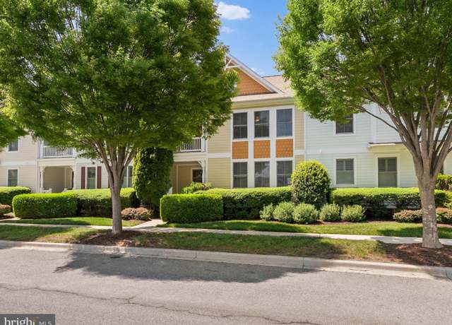 Property at 11136 Signature Blvd, Selbyville, DE 19975, 3 beds, 2.5 baths