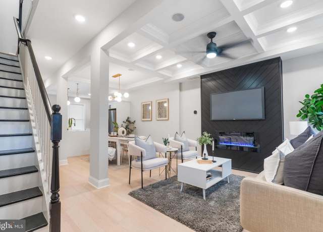 Property at 2132 E Federal St, Baltimore, MD 21213, 3 beds, 3.5 baths