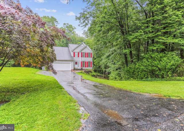 Property at 9409 Emory Grove Rd, Gaithersburg, MD 20877, 4 beds, 3.5 baths