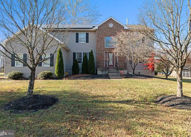 Property at 1315 Marlton Pike, Marlton, NJ 08053, 4 beds, 2.5 baths
