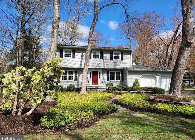 Property at 20 Pine Knoll Dr, Lawrenceville, NJ 08648, 4 beds, 2.5 baths