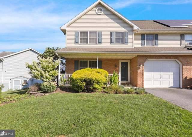 Property at 903 Cacoosing Dr, Reading, PA 19608, 4 beds, 2.5 baths