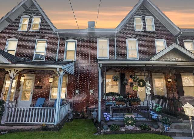 Property at 38 W 5th Ave, Coatesville, PA 19320, 4 beds, 1 bath