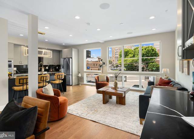 Property at 671 N Park Ave, Philadelphia, PA 19123, 4 beds, 3 baths
