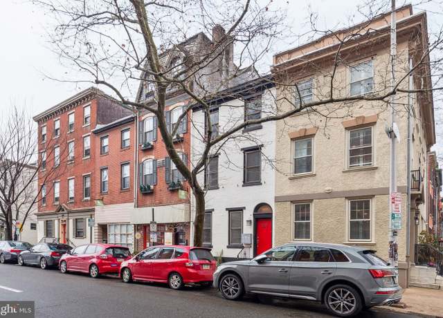 Property at 326 S 17th St #3, Philadelphia, PA 19103, 1 bed, 1 bath