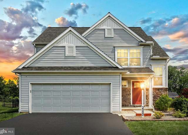 Property at 3300 Jodi Ln, Dover, PA 17315, 5 beds, 3 baths