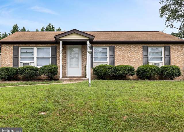 Property at 133 Country Park Dr, Winchester, VA 22602, 3 beds, 1 bath