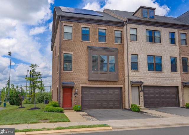 Property at 3098 Alan Shepard St, Herndon, VA 20171, 4 beds, 4.5 baths