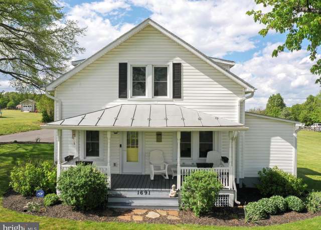 Property at 1691 Wakeman Mill Rd, Front Royal, VA 22630, 3 beds, 2 baths