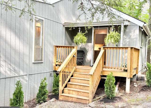 Property at 101 Chief Cornstalk Trl, Hedgesville, WV 25427, 3 beds, 2 baths