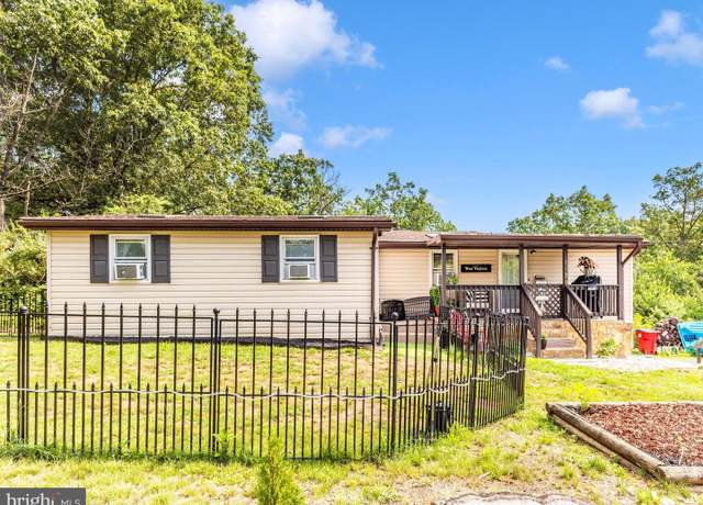 Property at 1130 Three Run Rd, Bunker Hill, WV 25413, 3 beds, 1.5 baths