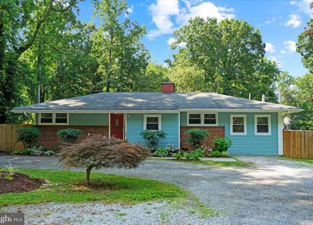 Property at 773 Central Ave E, Edgewater, MD 21037, 4 beds, 2 baths