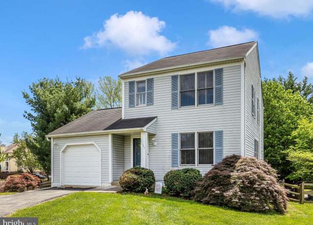 Property at 2124 Collingwood Ln, Frederick, MD 21702, 3 beds, 2.5 baths