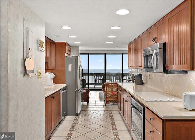 Property at 9900 Coastal Hwy #401, Ocean City, MD 21842, 2 beds, 2 baths