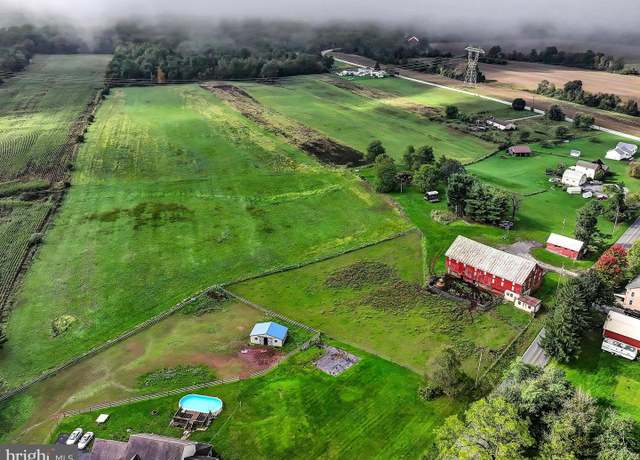 Property at 550 Hilltown Rd, Gettysburg, PA 17325