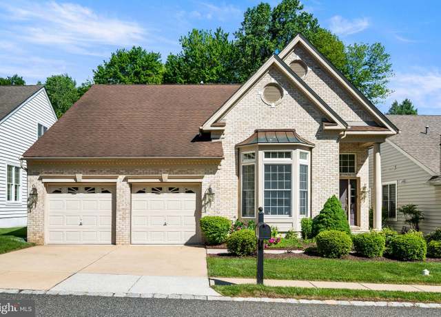 Property at 45 S Valentine Dr, Garnet Valley, PA 19060, 2 beds, 2 baths
