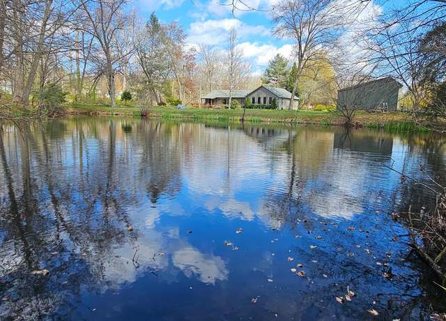 Property at 307 Coldspring Rd, Fayetteville, PA 17222, 4 beds, 3.5 baths