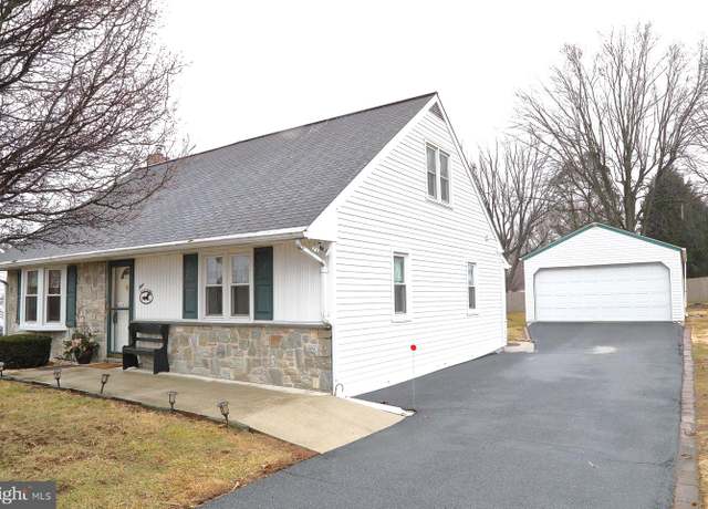 Property at 4 Bauer Ave, Willow Street, PA 17584, 3 beds, 1 bath