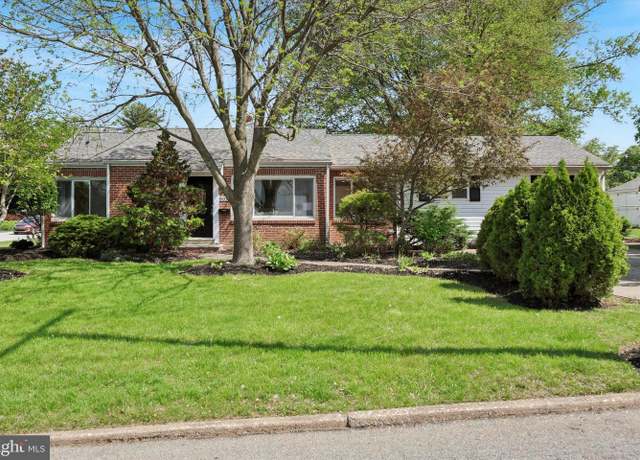 Property at 800 Erlen Rd, Plymouth Meeting, PA 19462, 4 beds, 2.5 baths