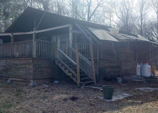 Property at 3369 Frontier Rd, East Stroudsburg, PA 18302, 2 beds, 1 bath
