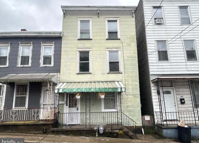 Property at 417 E Market St, Pottsville, PA 17901, 3 beds, 2 baths