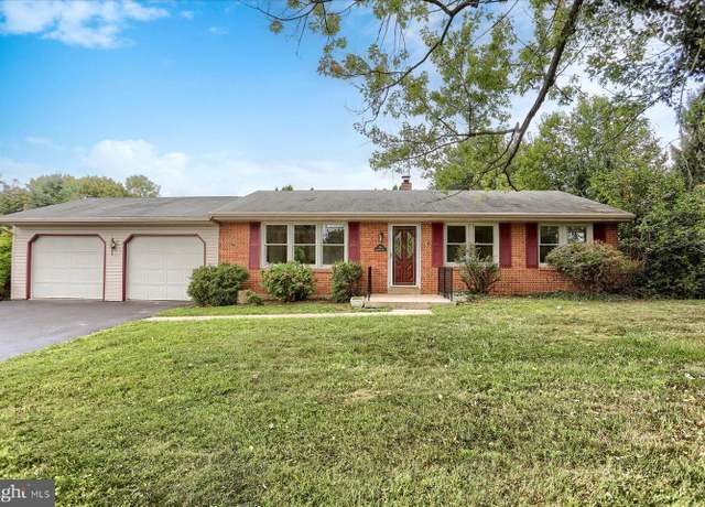 Property at 204 Orchard Rd, New Cumberland, PA 17070, 3 beds, 2 baths