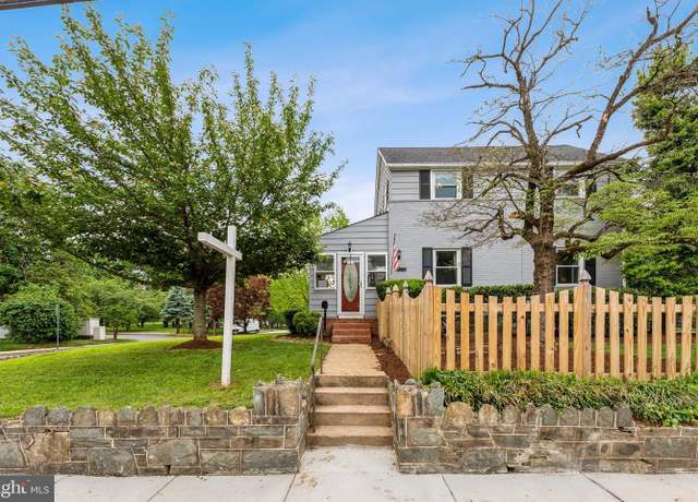 Property at 4600 2nd St N, Arlington, VA 22203, 3 beds, 2.5 baths
